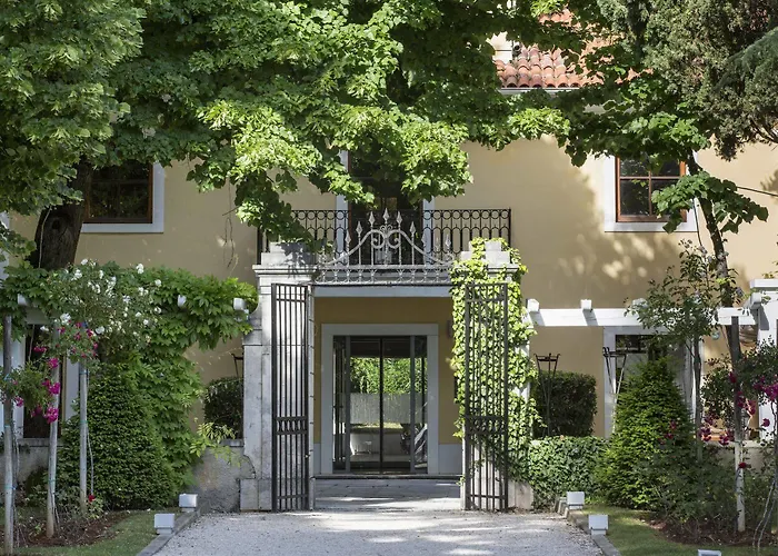 Falkensteiner Adriana L Adults Only Отель