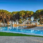Falkensteiner Adriana L Adults Only מלון