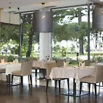 Falkensteiner Adriana L Adults Only מלון