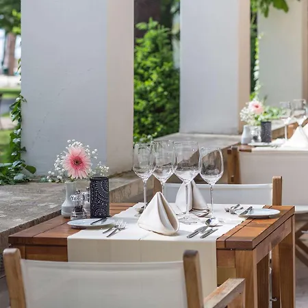 Falkensteiner Adriana - Adults-only Hotell